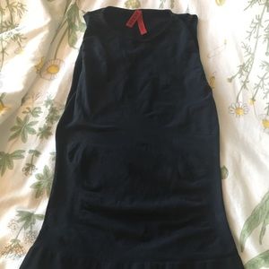 Spanx bodyhugging tank